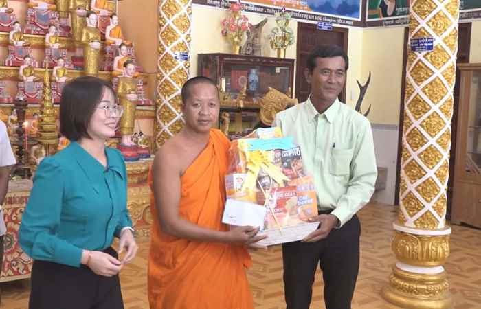 TP. Sóc Trăng thành lập 8 đoàn đi thăm, chúc mừng Lễ Đôlta 